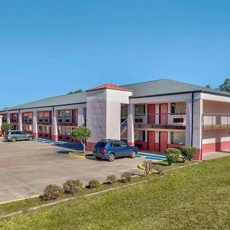 Econo Lodge Inn & Suites Forest Exterior foto